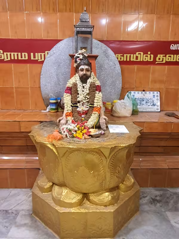 sri ram paradesi swamigal samadhi statue