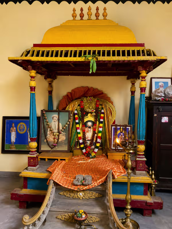sri padapoojai ambalathaadum swamigal